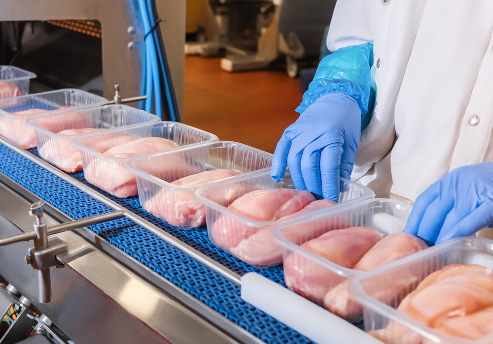 direct FOOD is a modern industry solution for production companies within the food industry, offering complete traceability from receipt of goods to finished products. Producing food safely and securely is the most important value you, as a producer, can guarantee through a sound food production system.