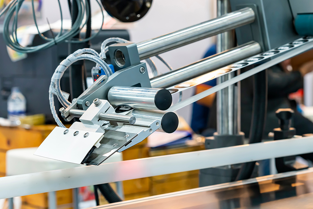 Printerstyring i direct FMS er tilpasset dine behov for å automatisk styre merking av varer i arbeid og produkter gjennom hele produksjonsprosessen. Sømløs integrert med printere, enten direkte fra PLS eller via styresystemet, sikrer vi at alt merkes til enhver tid. Flexible Manufacturing System